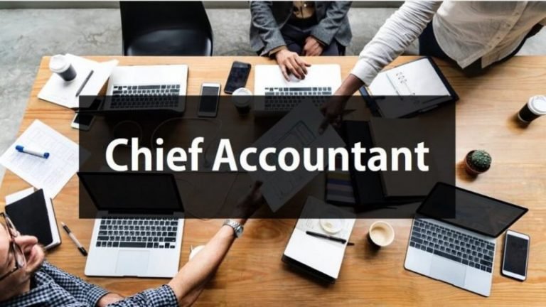 chief accountant