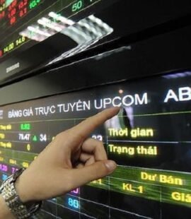 san upcom la gi co nen giao dich tai upcom hay khong